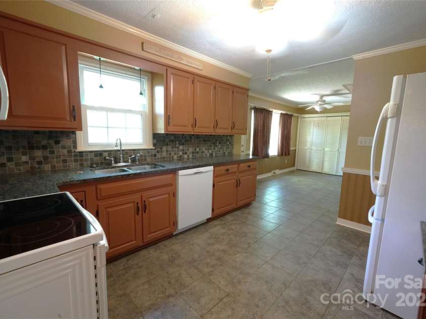 1174 Orchard Drive, Fort Mill, SC 29715.  MLS# CAR4245008, YatesRealty ID 5653. 