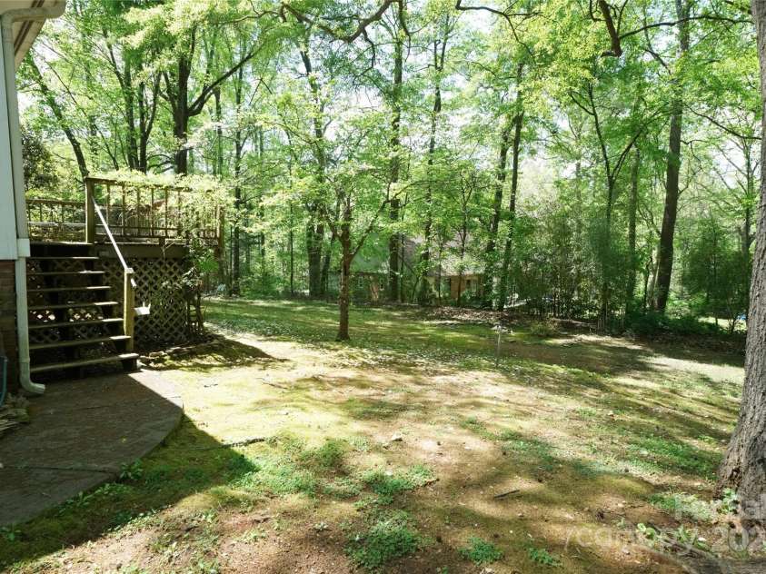 1174 Orchard Drive, Fort Mill, SC 29715.  MLS# CAR4245008, YatesRealty ID 5653. 