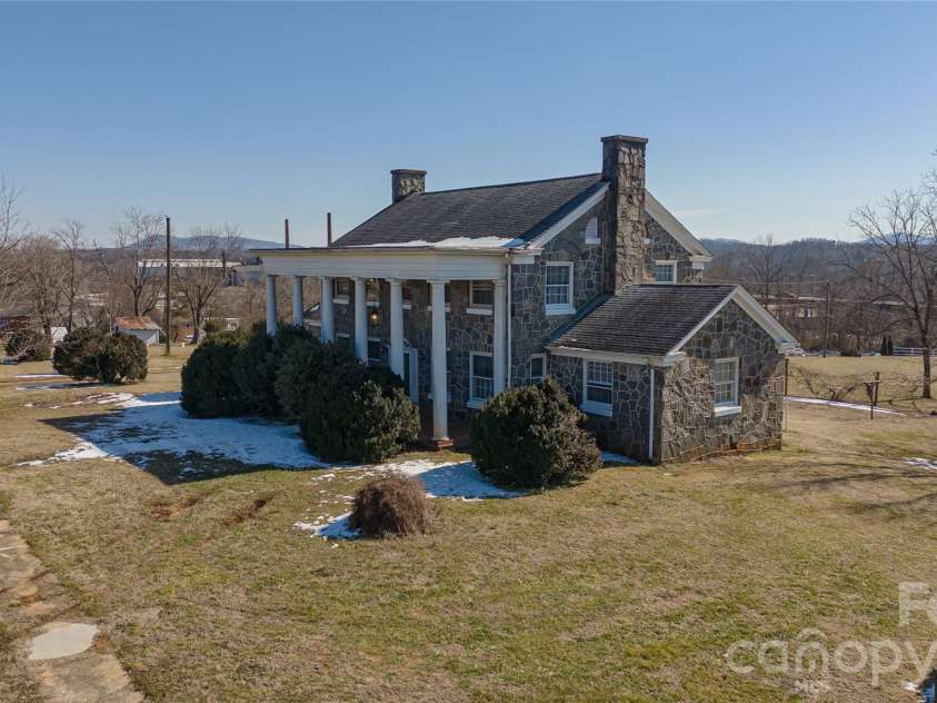 615 Carbon City Road, Morganton, NC 28655.  MLS# CAR4342156, YatesRealty ID 5653. 