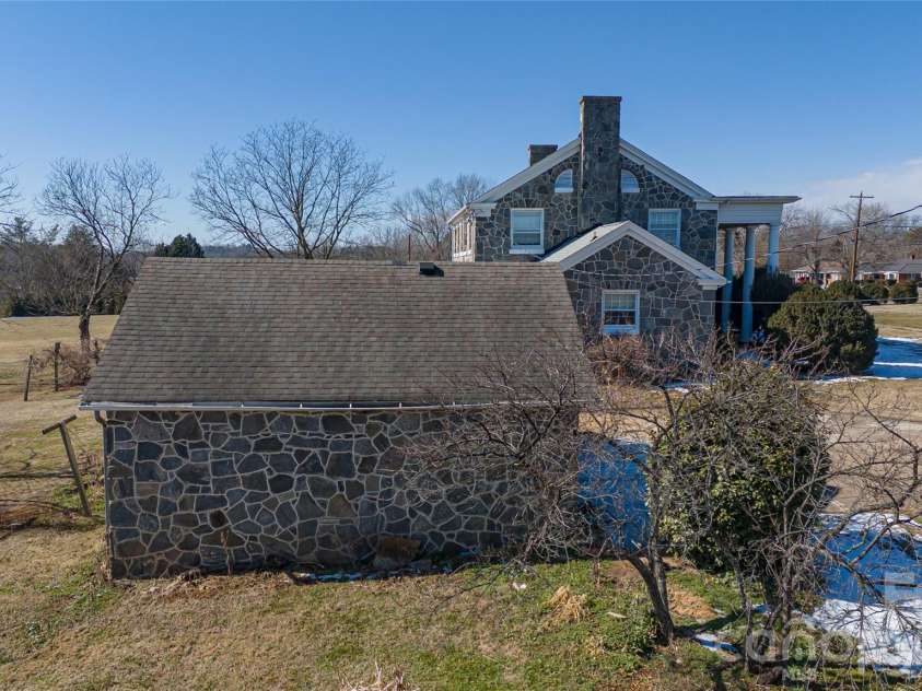 615 Carbon City Road, Morganton, NC 28655.  MLS# CAR4342156, YatesRealty ID 5653. 