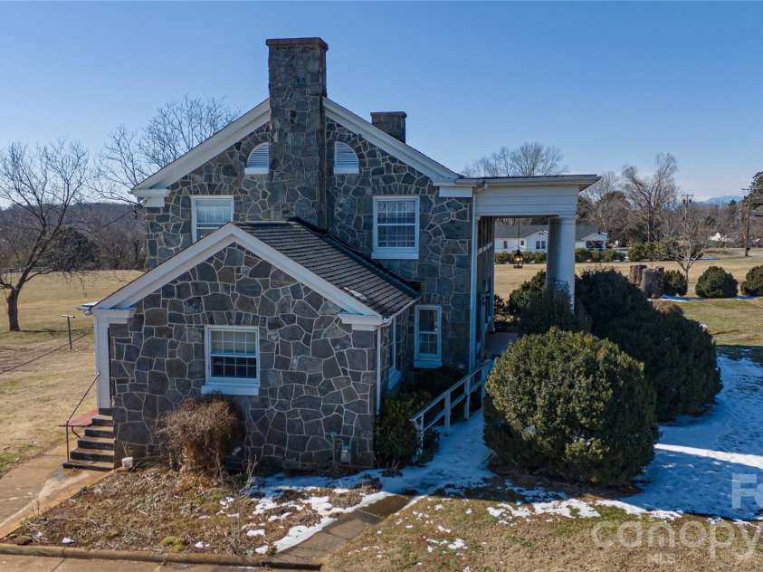 615 Carbon City Road, Morganton, NC 28655.  MLS# CAR4342156, YatesRealty ID 5653. 