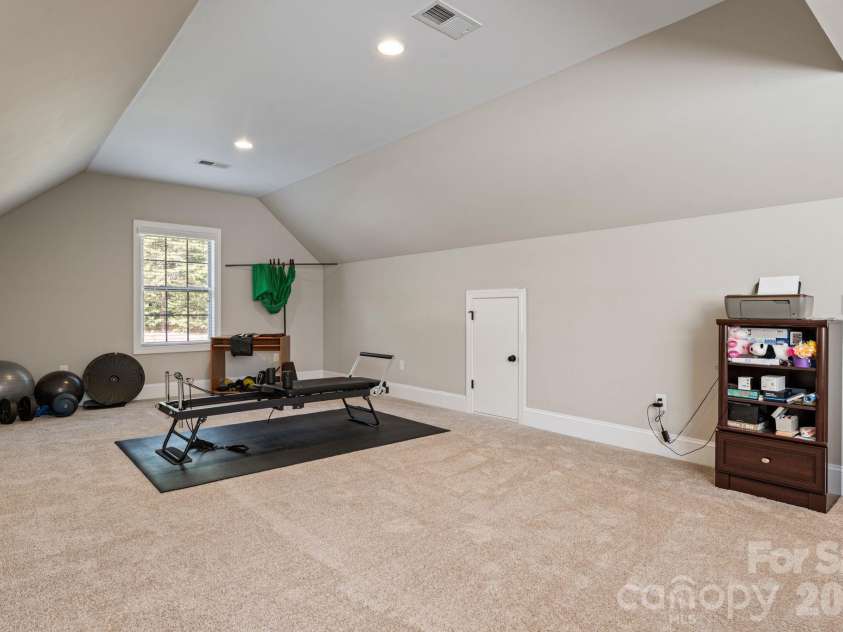 287 Walking Horse Trail, Davidson, NC 28036.  MLS# CAR4432331, YatesRealty ID 56535. Bonus Room