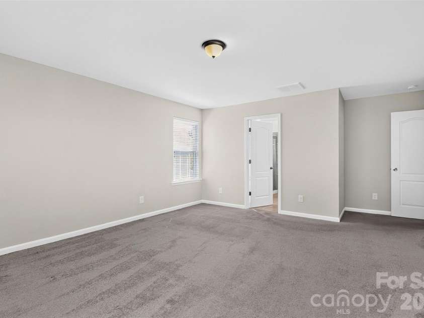 160 Wrangell Drive, Mooresville, NC 28117.  MLS# CAR4404829, YatesRealty ID 56539. 