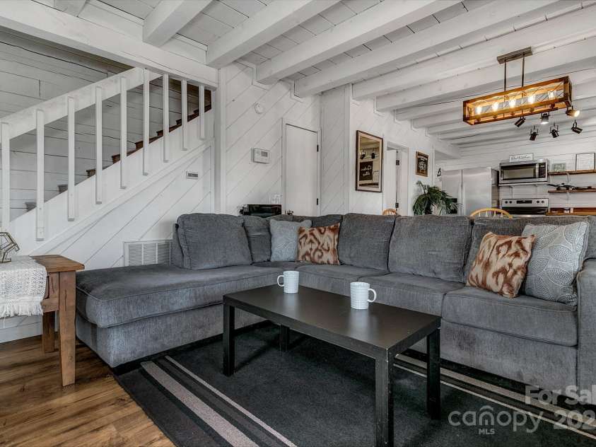 35 Creeds Cove Lane, Waynesville, NC 28785.  MLS# CAR4323058, YatesRealty ID 5654. 