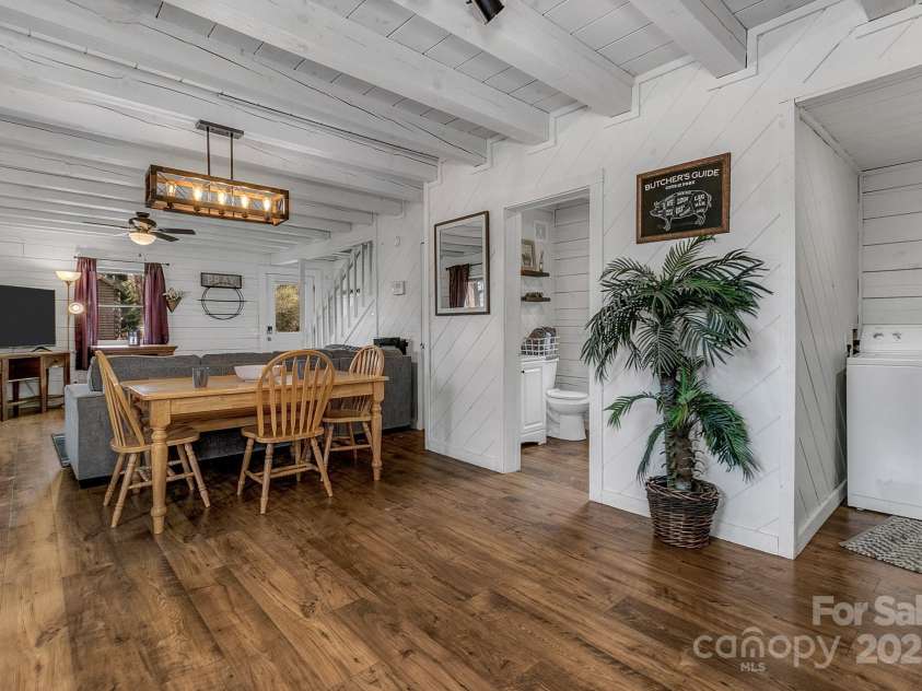 35 Creeds Cove Lane, Waynesville, NC 28785.  MLS# CAR4323058, YatesRealty ID 5654. 