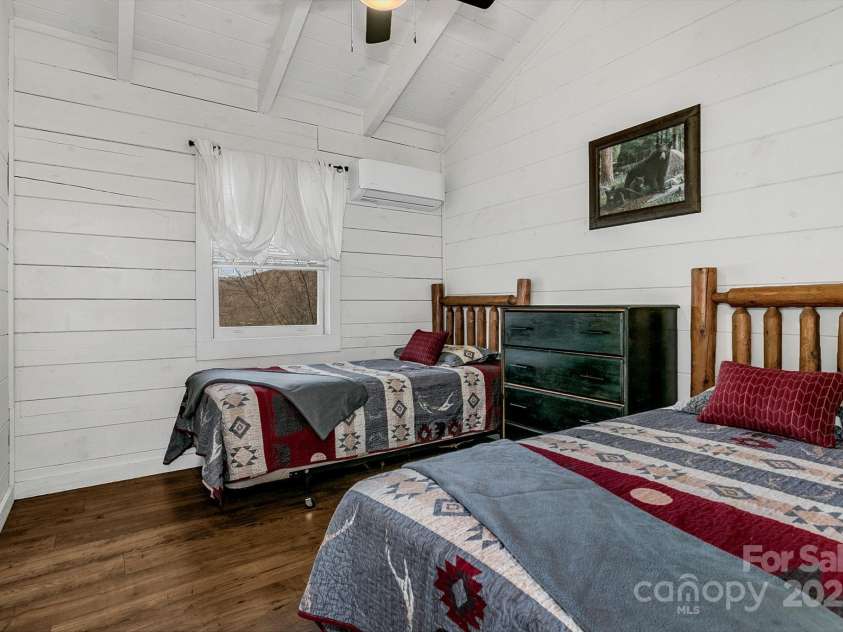 35 Creeds Cove Lane, Waynesville, NC 28785.  MLS# CAR4323058, YatesRealty ID 5654. 