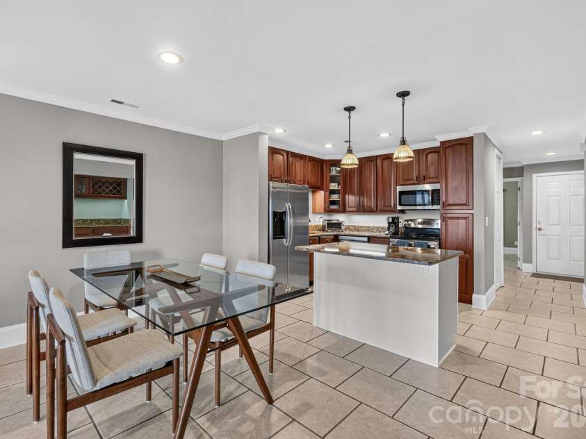 822 Southwest Drive, Davidson, NC 28036.  MLS# CAR4434599, YatesRealty ID 56541. 