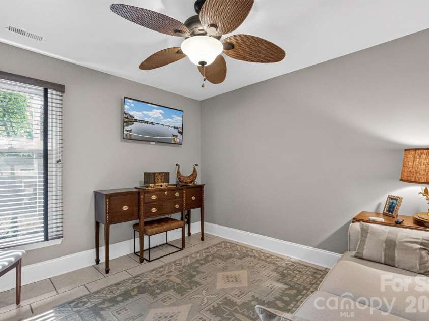 822 Southwest Drive, Davidson, NC 28036.  MLS# CAR4434599, YatesRealty ID 56541. 