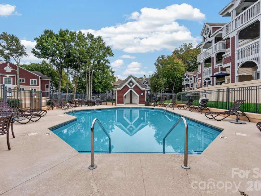 822 Southwest Drive, Davidson, NC 28036.  MLS# CAR4434599, YatesRealty ID 56541. 