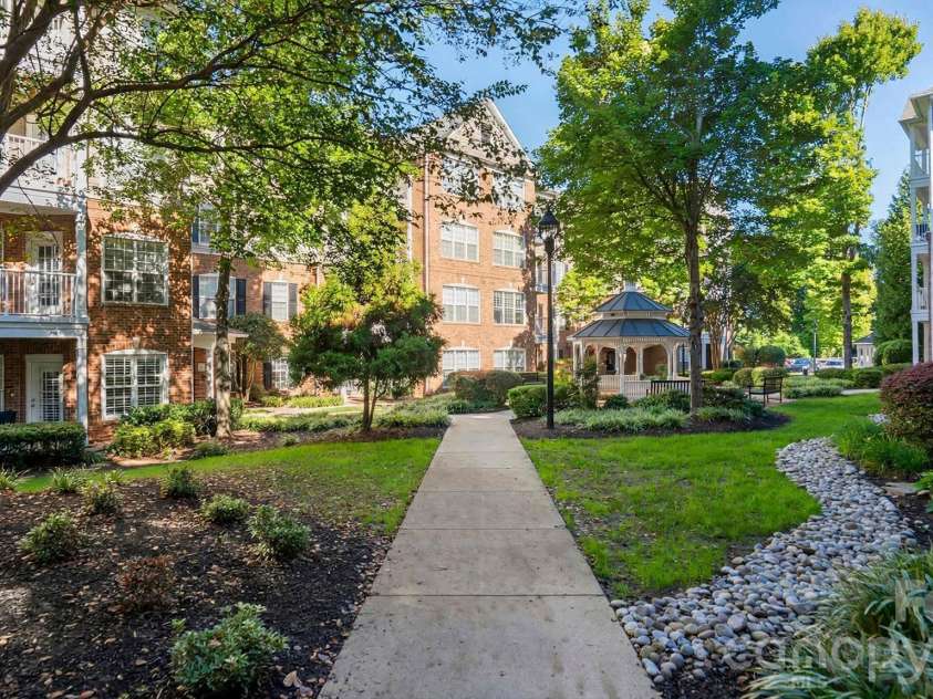 3250 Margellina Drive, Charlotte, NC 28210.  MLS# CAR4434445, YatesRealty ID 56542. 