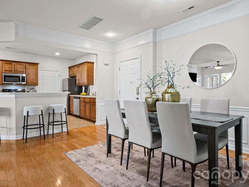 3250 Margellina Drive, Charlotte, NC 28210.  MLS# CAR4434445, YatesRealty ID 56542. 