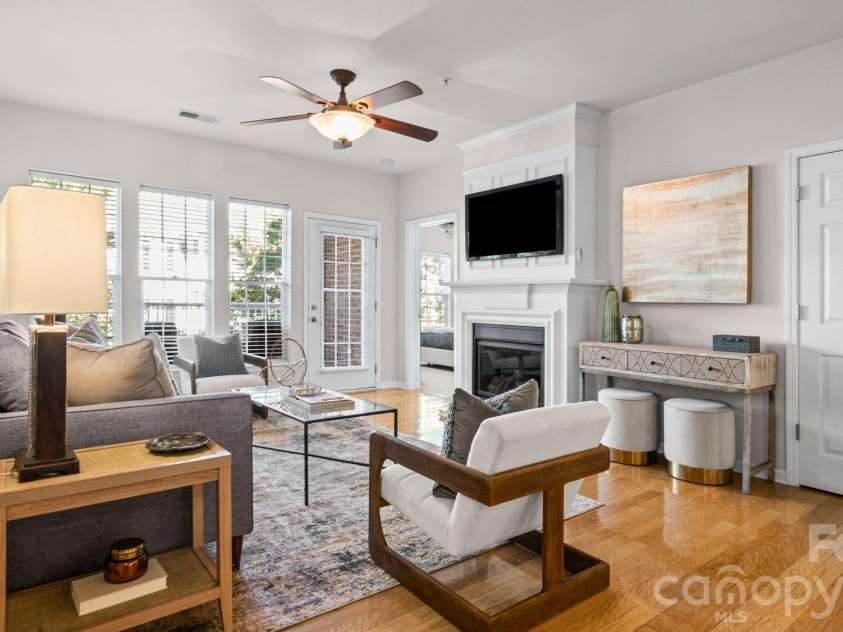 3250 Margellina Drive, Charlotte, NC 28210.  MLS# CAR4434445, YatesRealty ID 56542. 