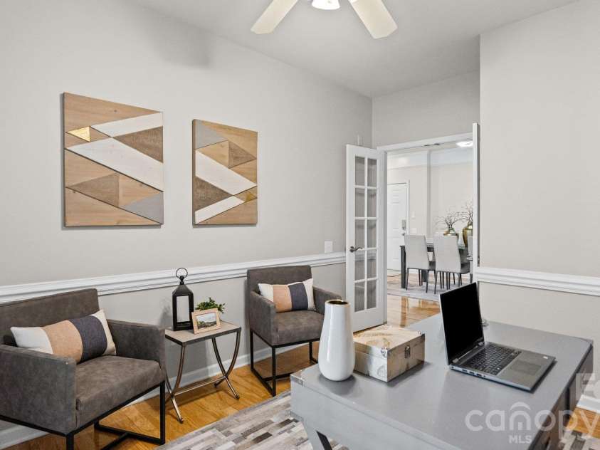 3250 Margellina Drive, Charlotte, NC 28210.  MLS# CAR4434445, YatesRealty ID 56542. 