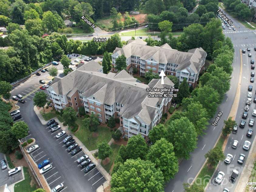 3250 Margellina Drive, Charlotte, NC 28210.  MLS# CAR4434445, YatesRealty ID 56542. 