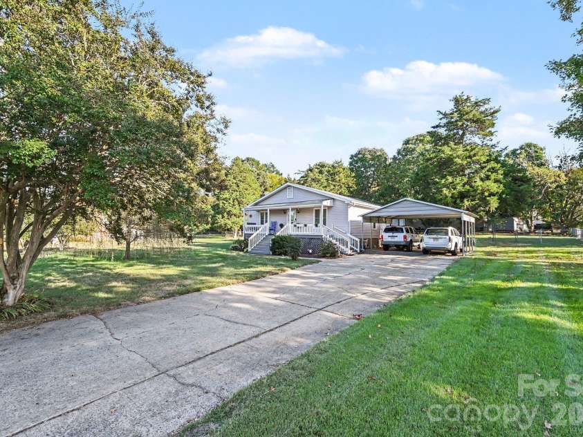 2637 Old Plantation Drive, Concord, NC 28027.  MLS# CAR4433126, YatesRealty ID 56543. 