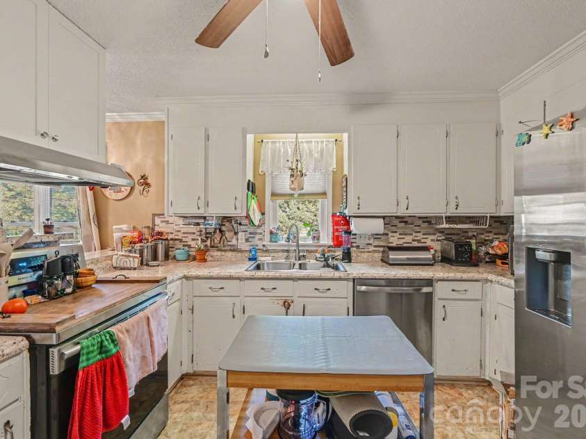 2637 Old Plantation Drive, Concord, NC 28027.  MLS# CAR4433126, YatesRealty ID 56543. 