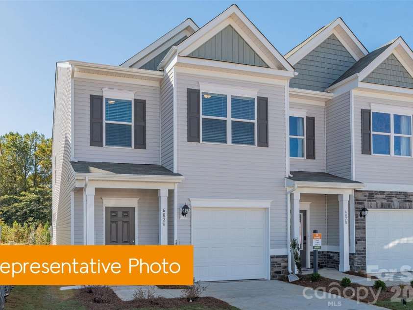 5414 Starfall Way, Charlotte, NC 28214.  MLS# CAR4434584, YatesRealty ID 56545. Exterior