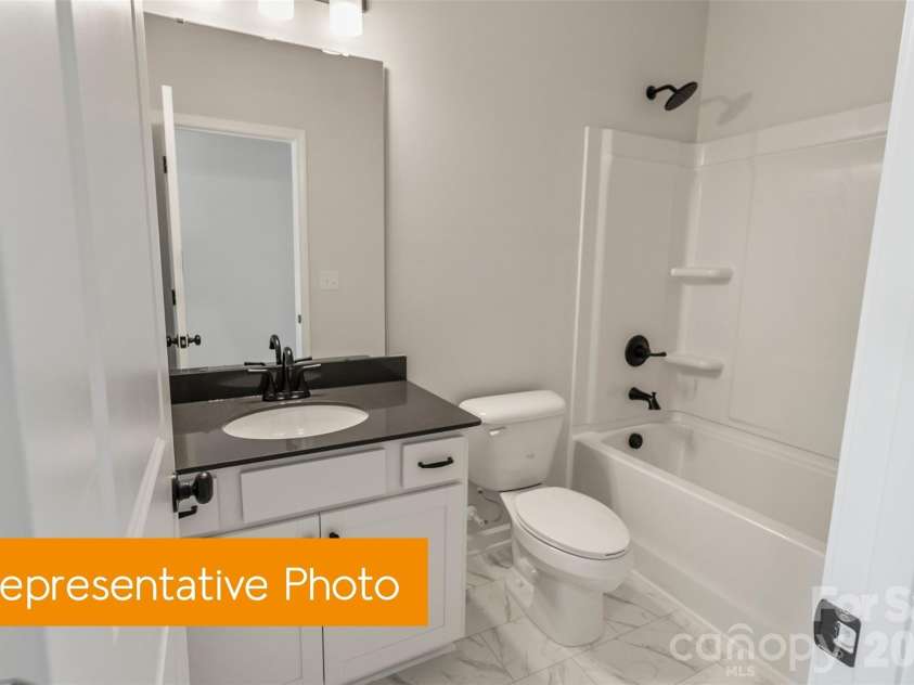 5414 Starfall Way, Charlotte, NC 28214.  MLS# CAR4434584, YatesRealty ID 56545. Secondary Bathroom