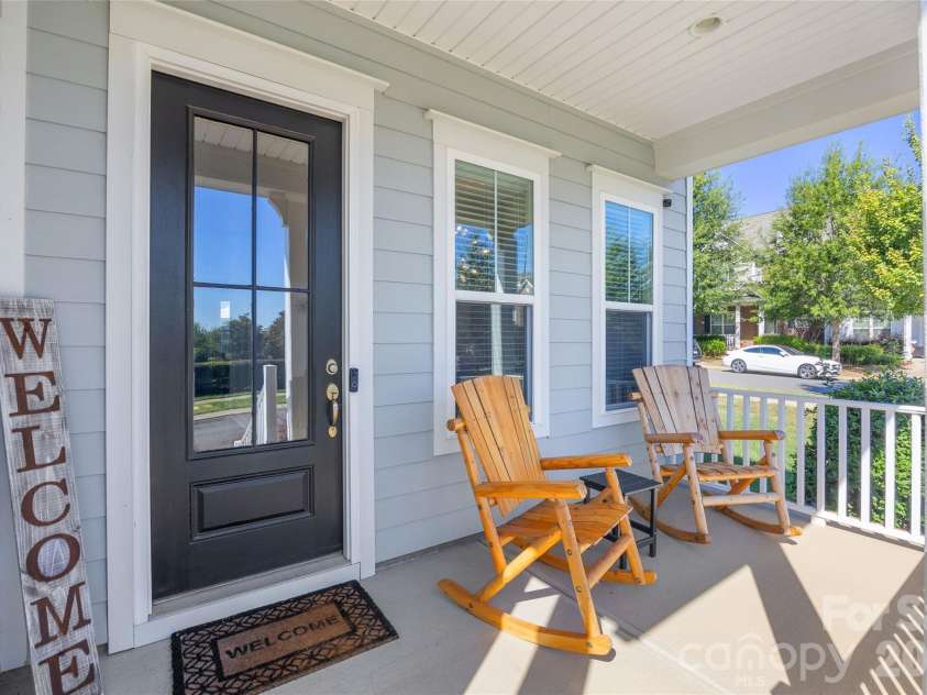 1557 Cedar Park Drive, Pineville, NC 28134.  MLS# CAR4432932, YatesRealty ID 56547. Charming Covered Front Porch
