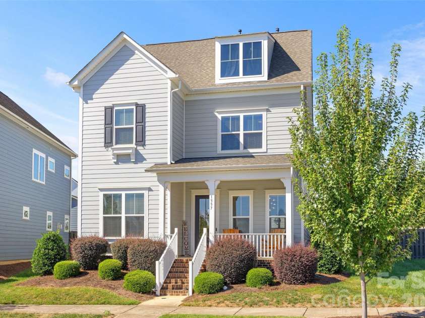 1557 Cedar Park Drive, Pineville, NC 28134.  MLS# CAR4432932, YatesRealty ID 56547. Updated 4 bed, 3 bath home in Pineville, NC