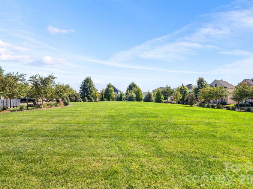 1557 Cedar Park Drive, Pineville, NC 28134.  MLS# CAR4432932, YatesRealty ID 56547. Well-Maintained Community Spaces