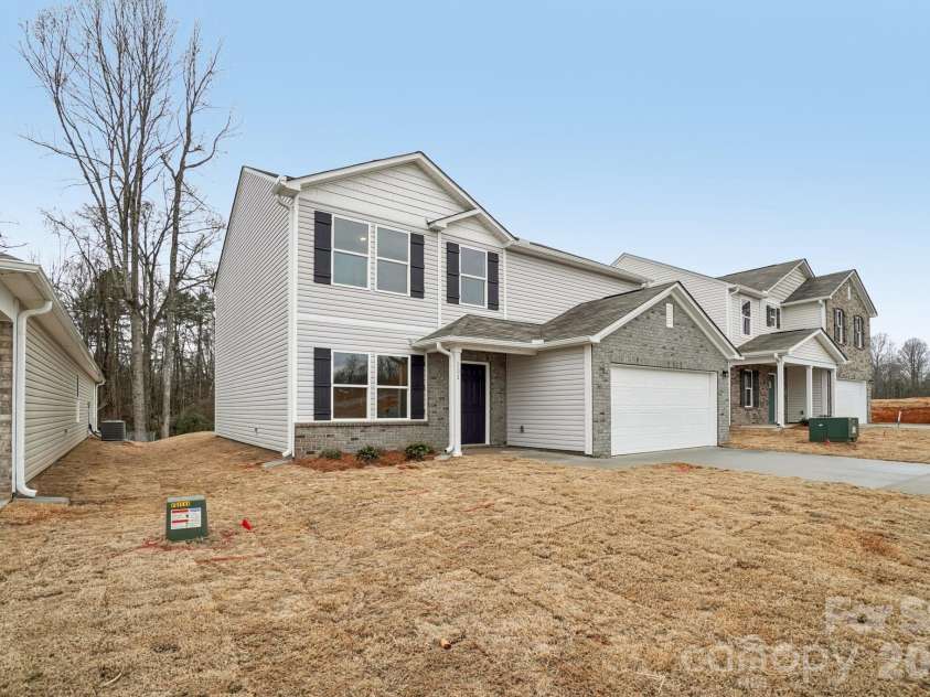 531 Tomlin Trail, Spartanburg, SC 29301.  MLS# CAR4319662, YatesRealty ID 5655. 