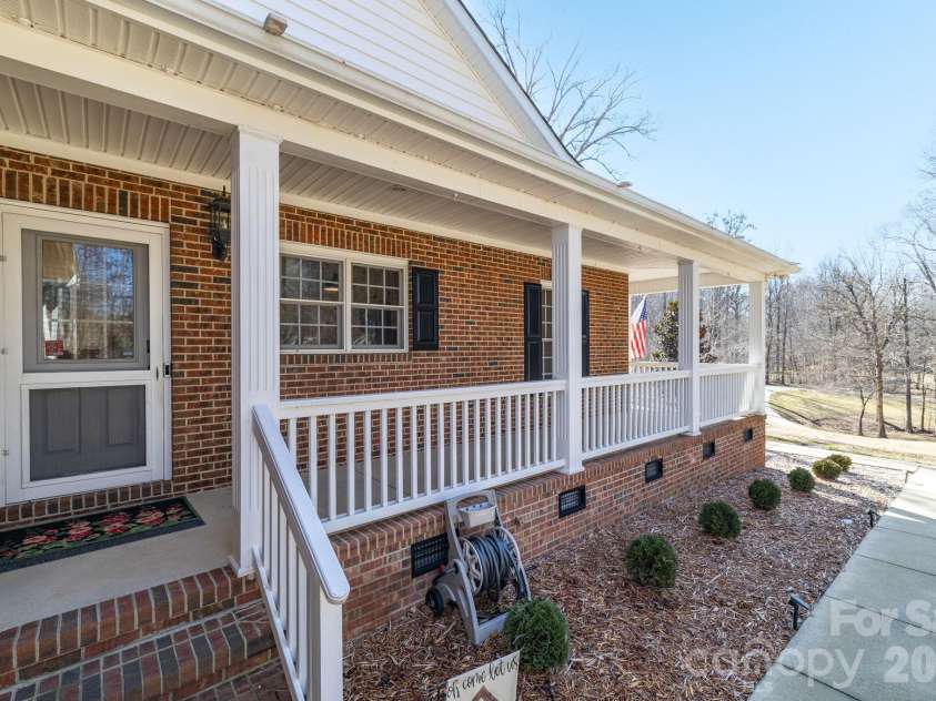 2329 Millbrook Drive, Haw River, NC 27258.  MLS# CAR4434226, YatesRealty ID 56557. 