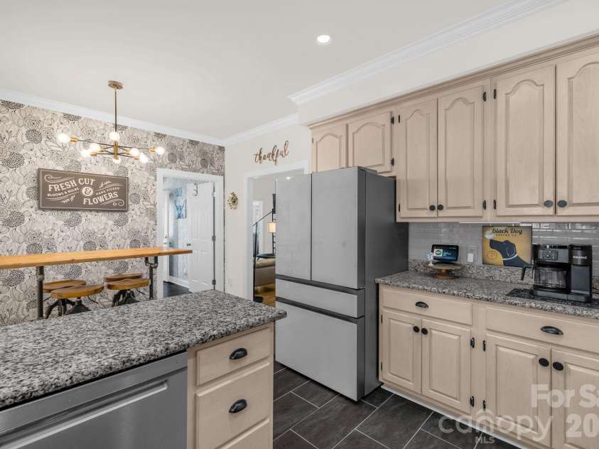 2329 Millbrook Drive, Haw River, NC 27258.  MLS# CAR4434226, YatesRealty ID 56557. 