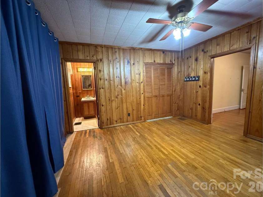 509 Hilton Street, Kershaw, SC 29067.  MLS# CAR4354734, YatesRealty ID 5656. 2nd bed