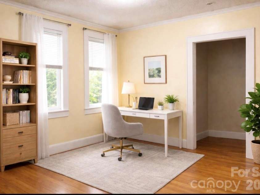 509 Hilton Street, Kershaw, SC 29067.  MLS# CAR4354734, YatesRealty ID 5656. 3rd Room Office Suggestion