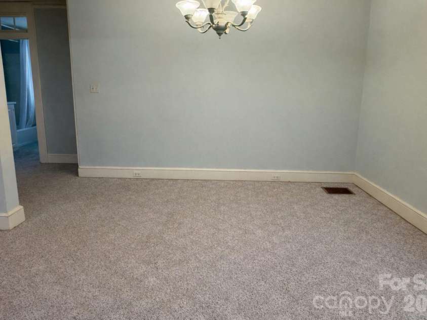509 Hilton Street, Kershaw, SC 29067.  MLS# CAR4354734, YatesRealty ID 5656. 