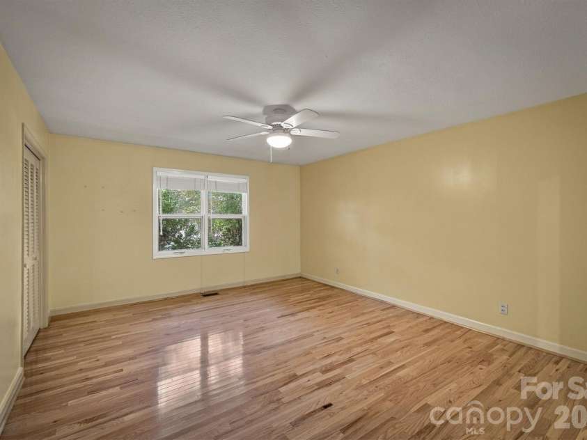 1211 Laurel Street, Valdese, NC 28690.  MLS# CAR4424986, YatesRealty ID 56561. 