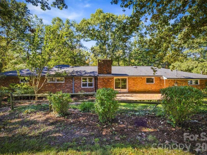 1211 Laurel Street, Valdese, NC 28690.  MLS# CAR4424986, YatesRealty ID 56561. 