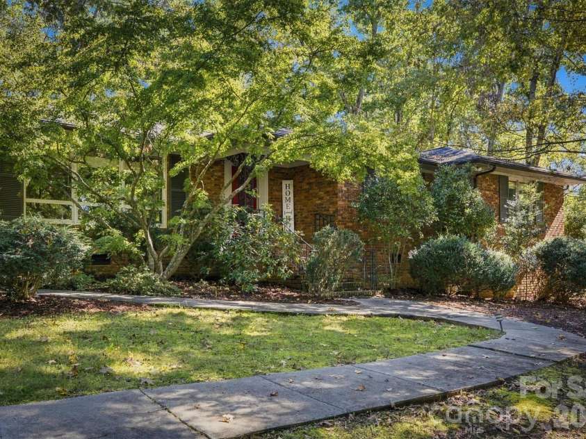 1211 Laurel Street, Valdese, NC 28690.  MLS# CAR4424986, YatesRealty ID 56561. 