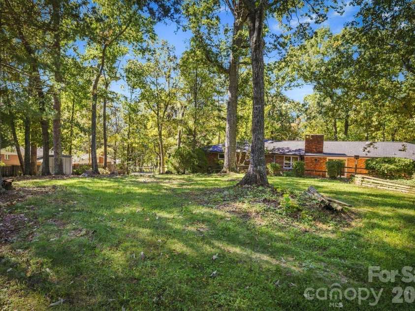 1211 Laurel Street, Valdese, NC 28690.  MLS# CAR4424986, YatesRealty ID 56561. 