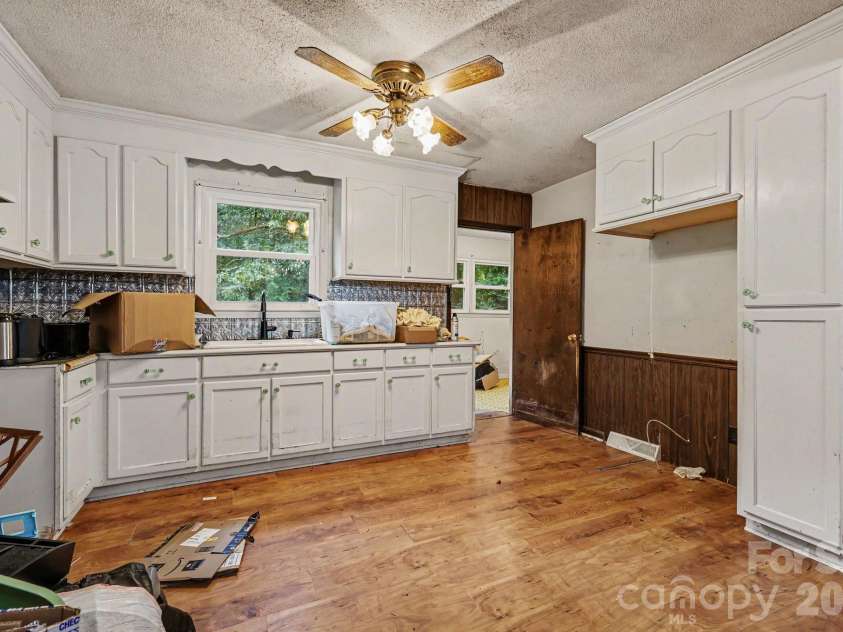 6872 Jake Seagle Road, Vale, NC 28168.  MLS# CAR4427499, YatesRealty ID 56565. 