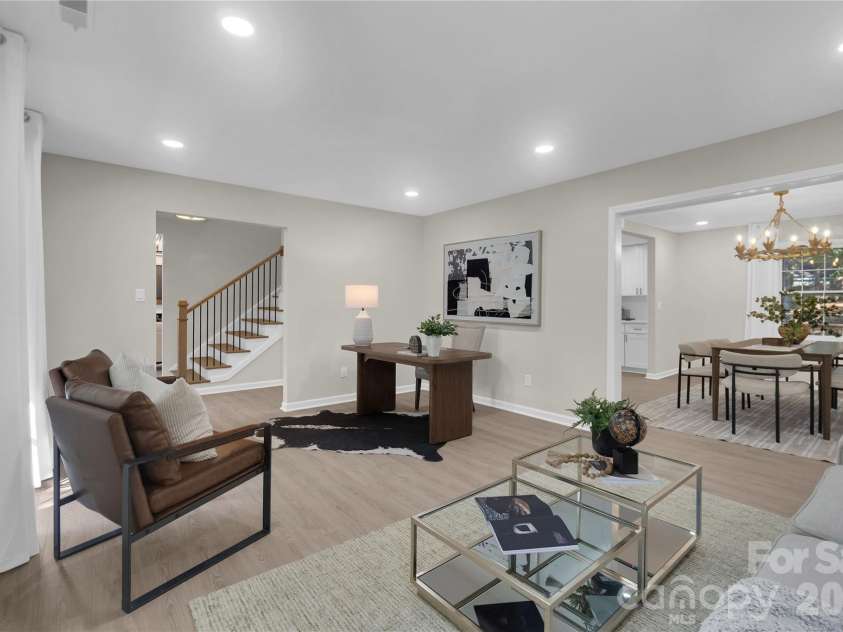 512 Morning Dale Road, Matthews, NC 28105.  MLS# CAR4431332, YatesRealty ID 56566. 