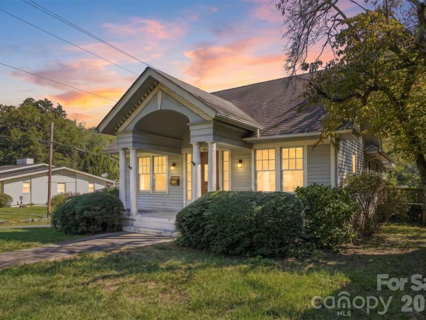 701 Hayne Street, Monroe, NC 28112.  MLS# CAR4431991, YatesRealty ID 56567. 
