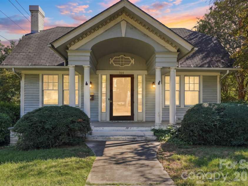 701 Hayne Street, Monroe, NC 28112.  MLS# CAR4431991, YatesRealty ID 56567. 