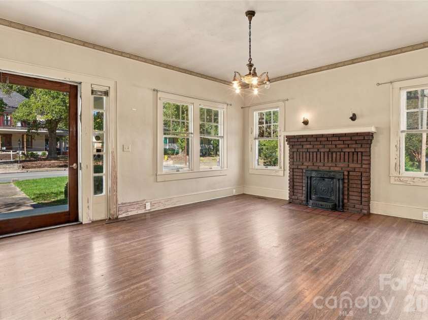 701 Hayne Street, Monroe, NC 28112.  MLS# CAR4431991, YatesRealty ID 56567. 