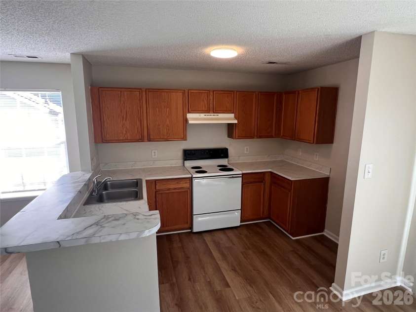 2877 Signal Court, Concord, NC 28027.  MLS# CAR4433370, YatesRealty ID 56568. 