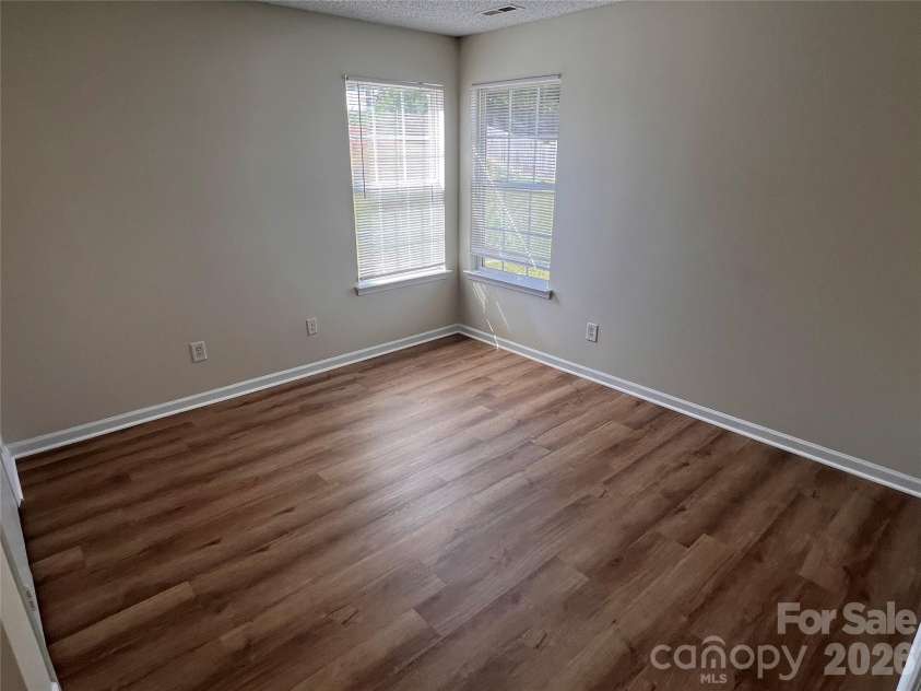 2877 Signal Court, Concord, NC 28027.  MLS# CAR4433370, YatesRealty ID 56568. 