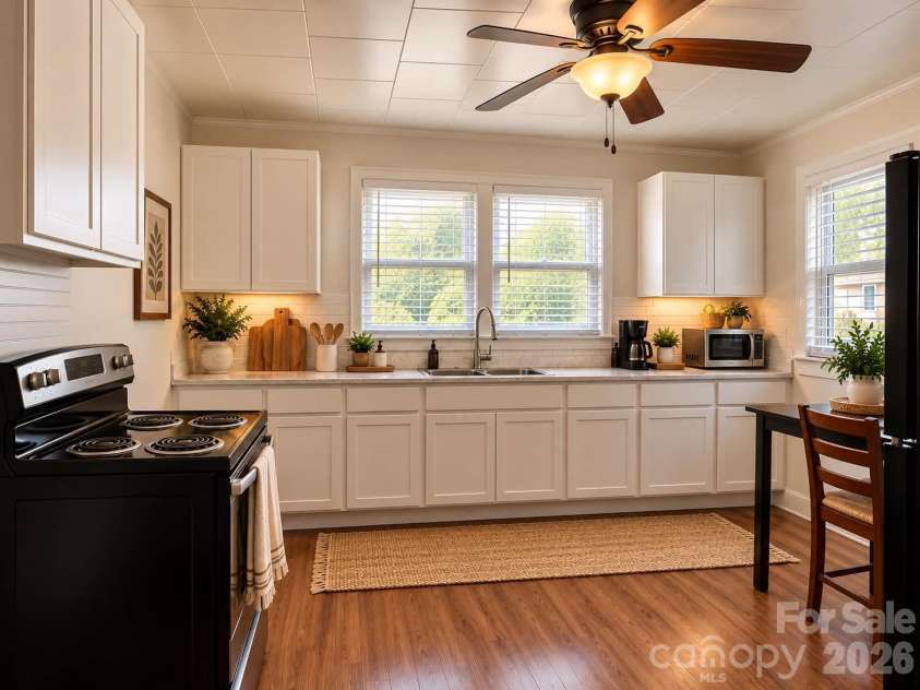 114 White Street, Marshville, NC 28103.  MLS# CAR4434686, YatesRealty ID 56569. 
