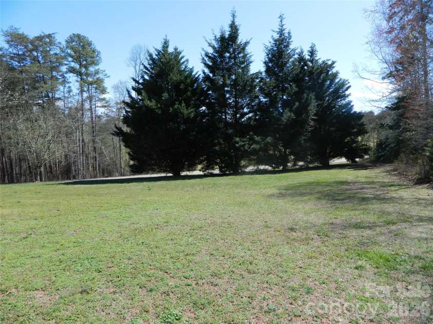 2797 Playmore Beach Road, Morganton, NC 28655.  MLS# CAR4357276, YatesRealty ID 5657. 