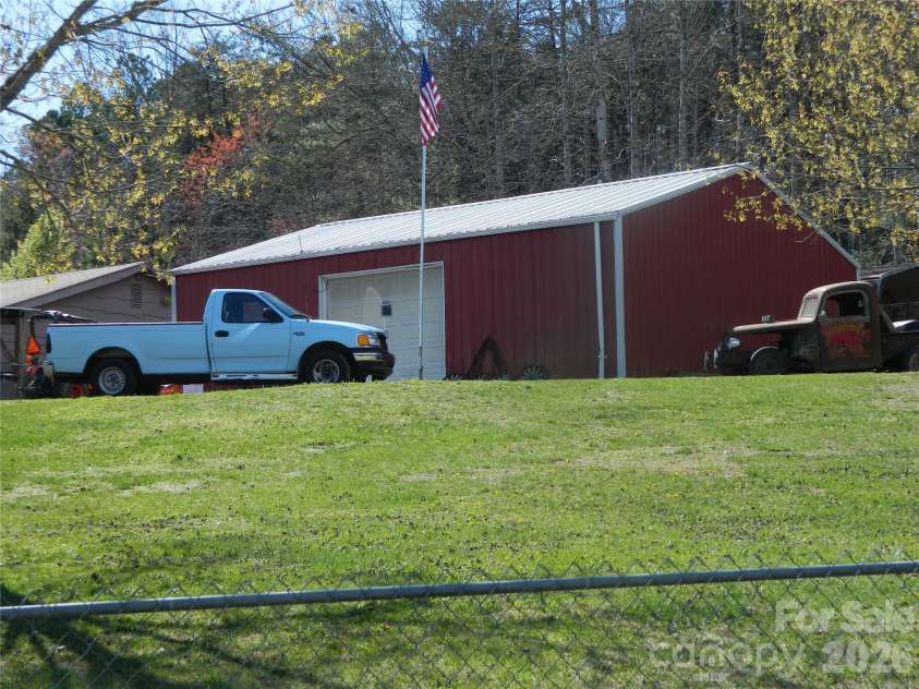 2797 Playmore Beach Road, Morganton, NC 28655.  MLS# CAR4357276, YatesRealty ID 5657. 