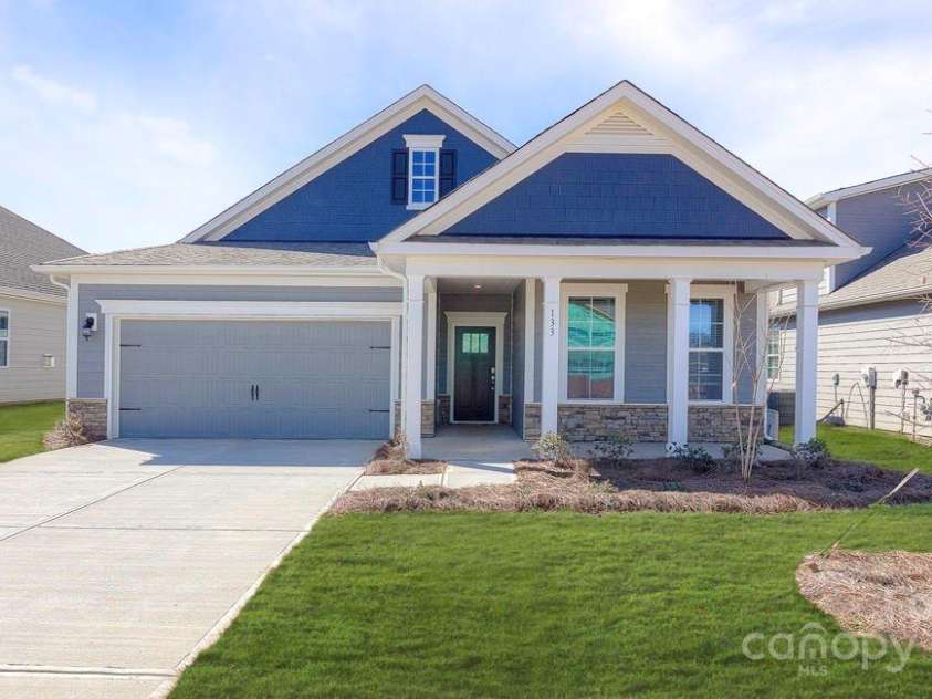 8020 Plymouth Drive, Sherrills Ford, NC 28673.  MLS# CAR4210875, YatesRealty ID 5657. 