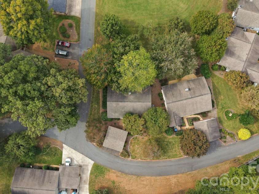 105 Bermuda Run Drive, Advance, NC 27006.  MLS# CAR4433853, YatesRealty ID 56570. 