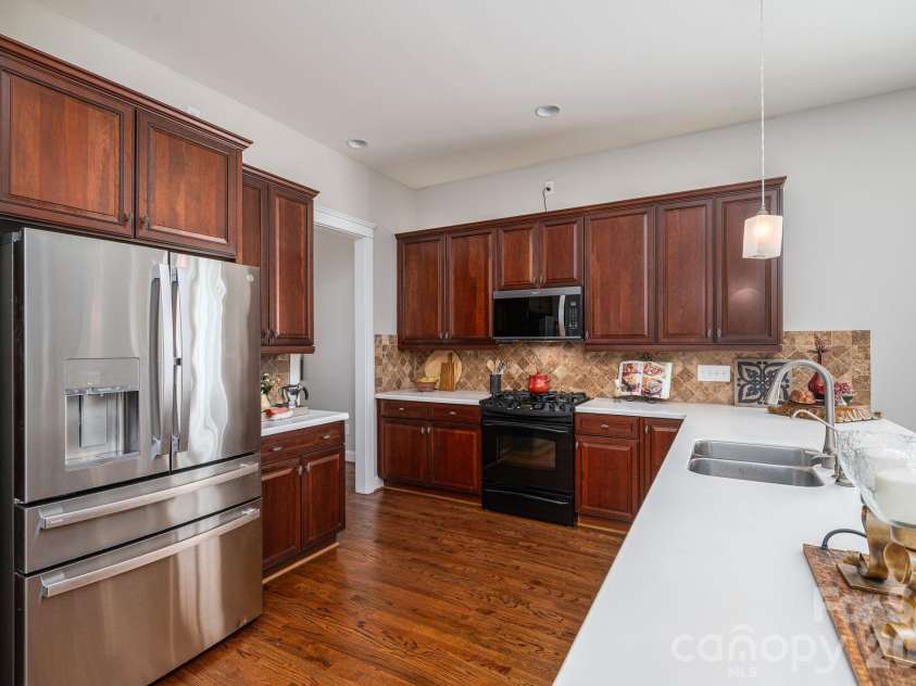 113 Ft. William Avenue, Belmont, NC 28012.  MLS# CAR4431980, YatesRealty ID 56574. 
