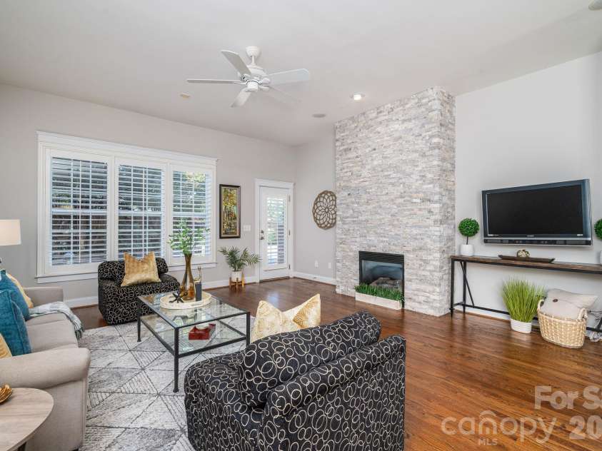 113 Ft. William Avenue, Belmont, NC 28012.  MLS# CAR4431980, YatesRealty ID 56574. 