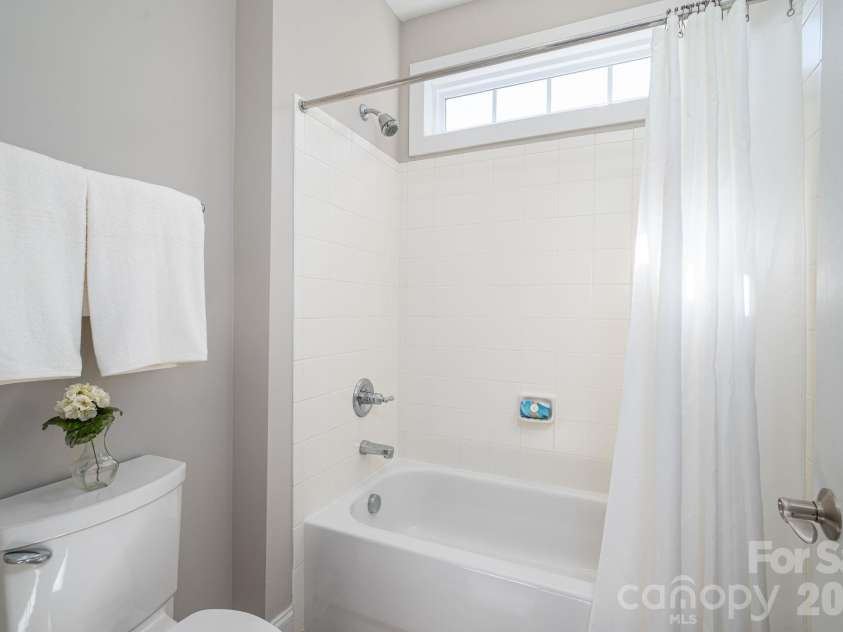 113 Ft. William Avenue, Belmont, NC 28012.  MLS# CAR4431980, YatesRealty ID 56574. 